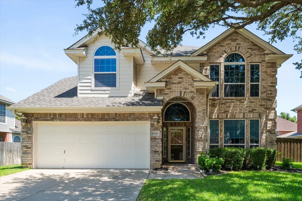 6505 Ashwood Drive Arlington TX 76016