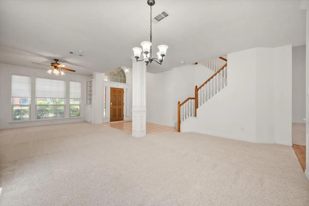 6505 Ashwood Drive Arlington TX 76016