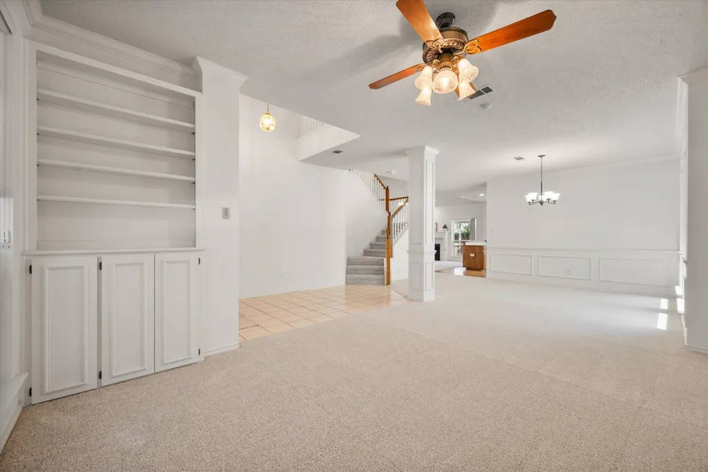 6505 Ashwood Drive Arlington TX 76016