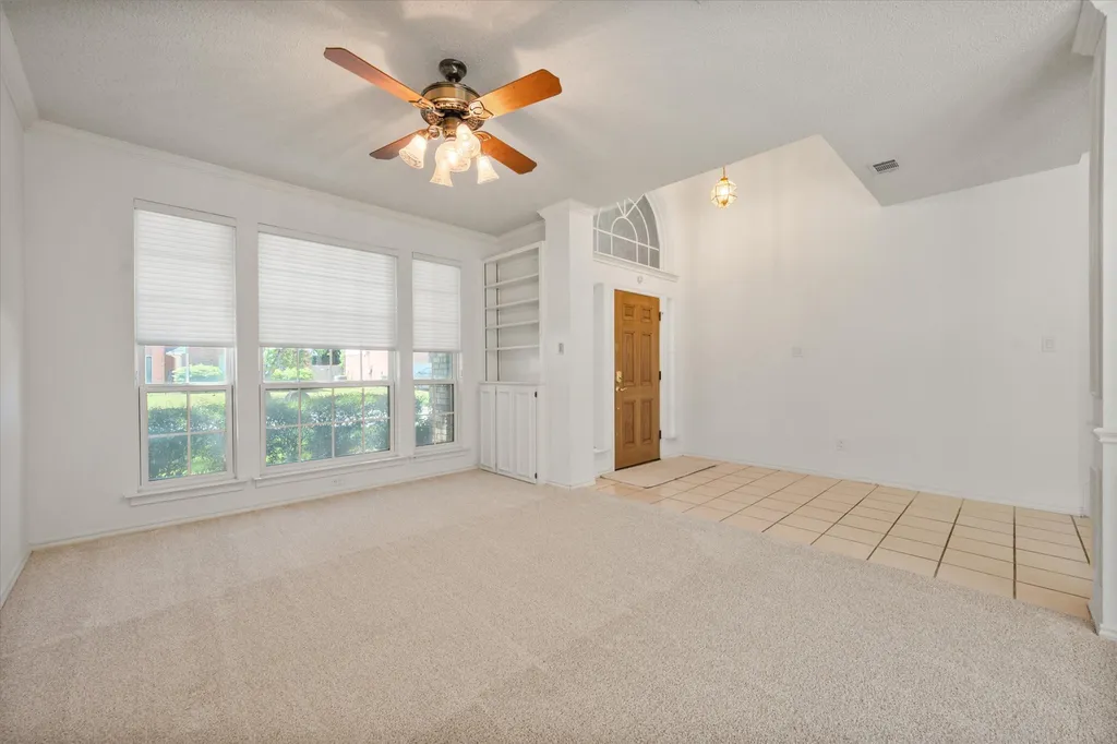 6505 Ashwood Drive Arlington TX 76016