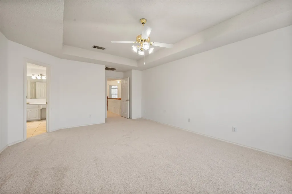 6505 Ashwood Drive Arlington TX 76016