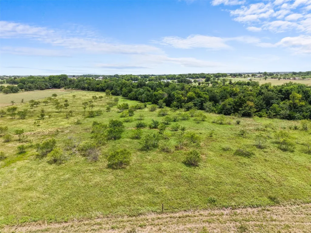 2308 County Road 3417 Wills Point TX 75169