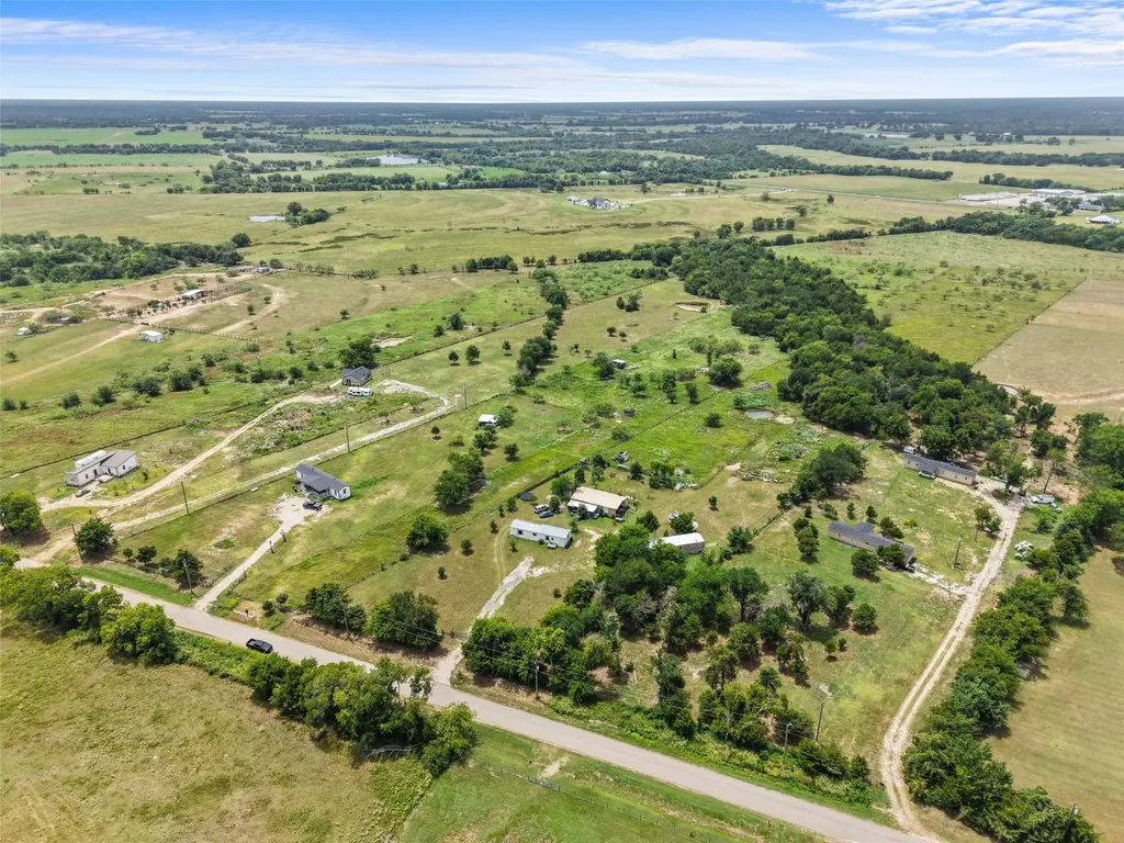2308 County Road 3417 Wills Point TX 75169