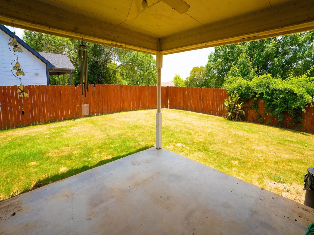 307 Coral Reef Street Gun Barrel City TX 75156