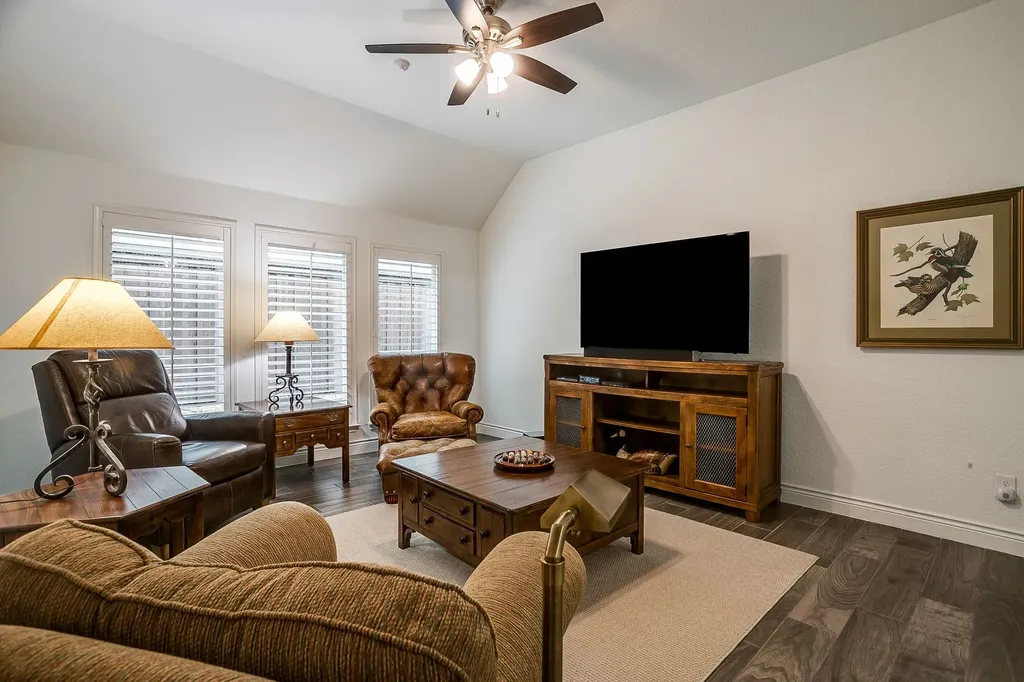 5705 Pope Creek Road Fort Worth TX 76126