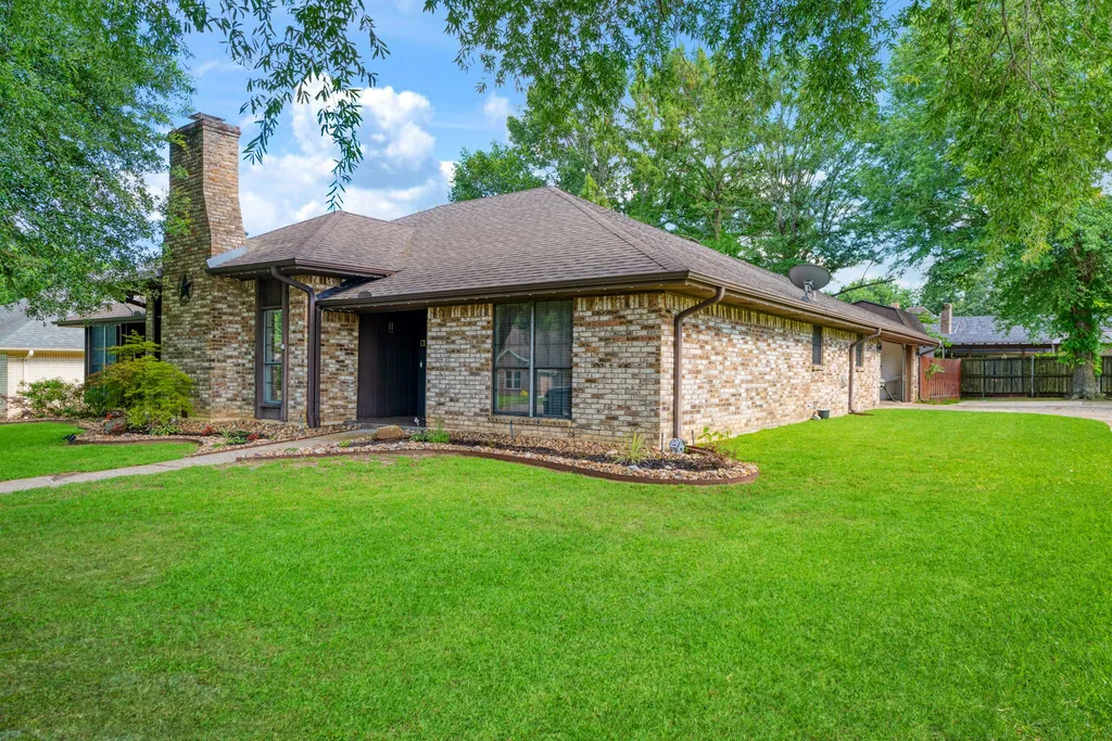 4030 Shannon Drive Paris TX 75462