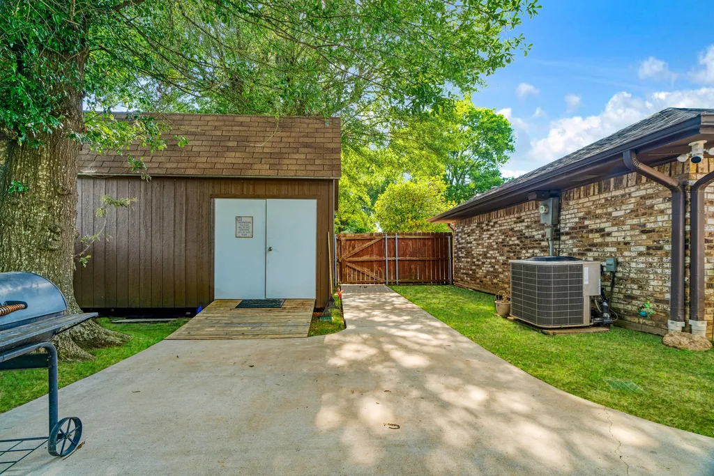 4030 Shannon Drive Paris TX 75462