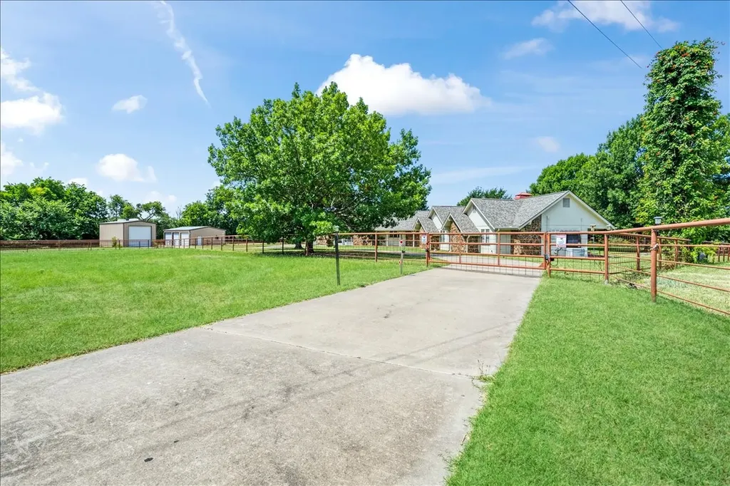 Van Alstyne TX, 5393 State Highway 5