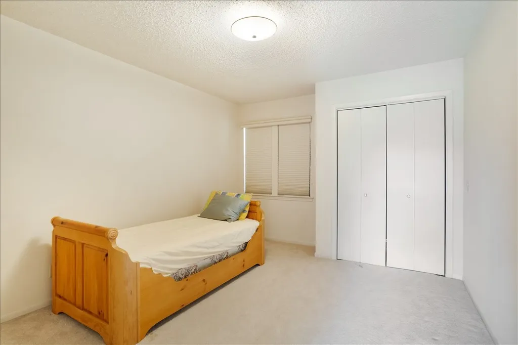 5393 State Highway 5 Van Alstyne TX 75495