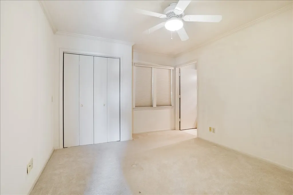 5393 State Highway 5 Van Alstyne TX 75495