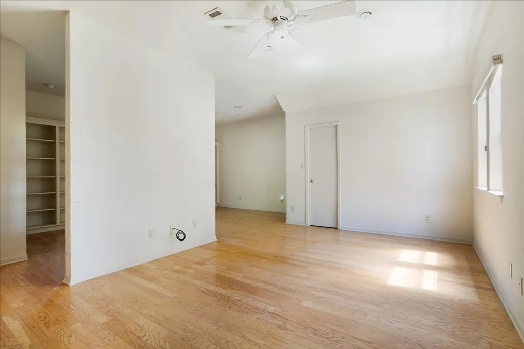 5393 State Highway 5 Van Alstyne TX 75495