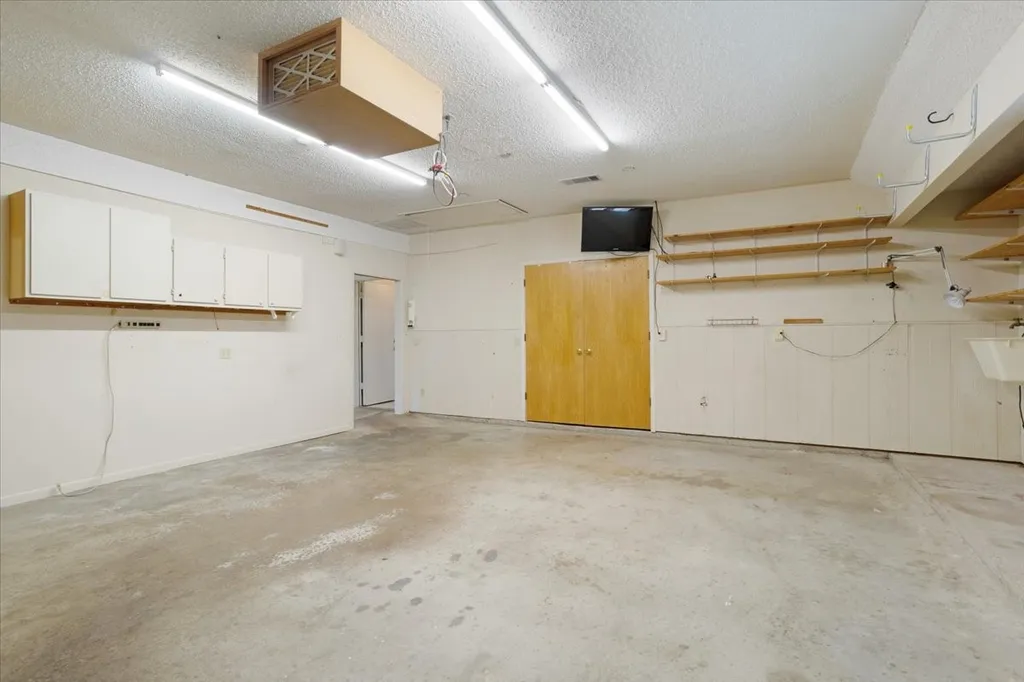 5393 State Highway 5 Van Alstyne TX 75495