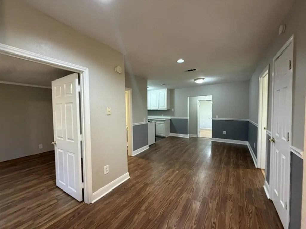 105 2nd Street Valley View TX 76272