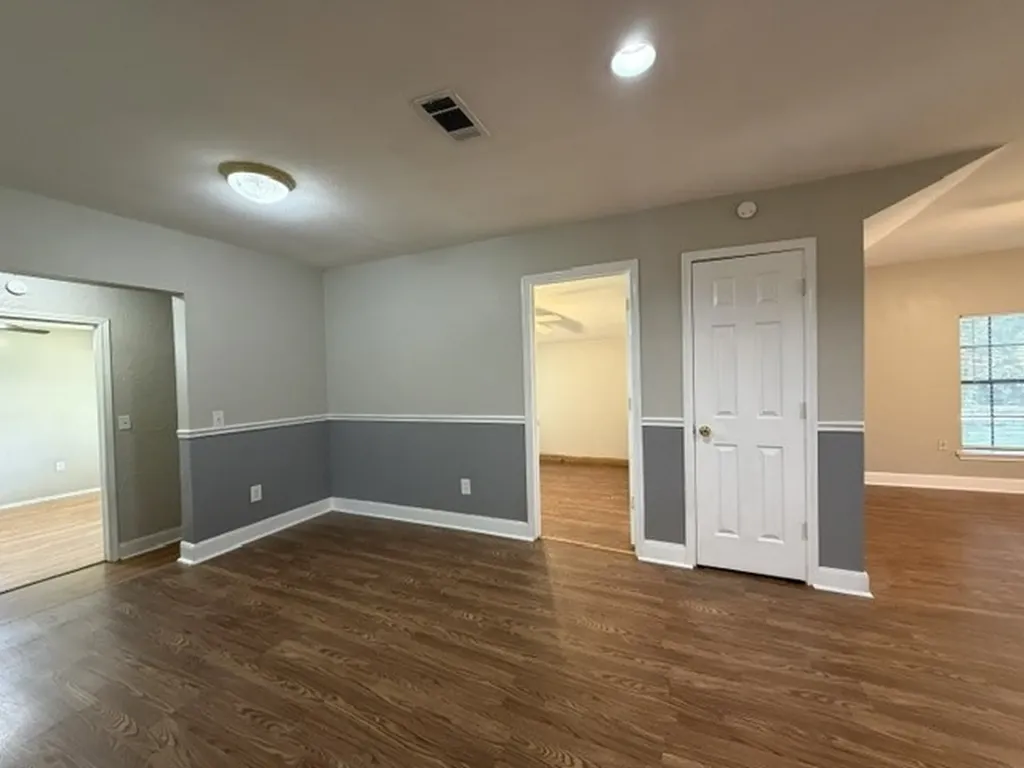 105 2nd Street Valley View TX 76272