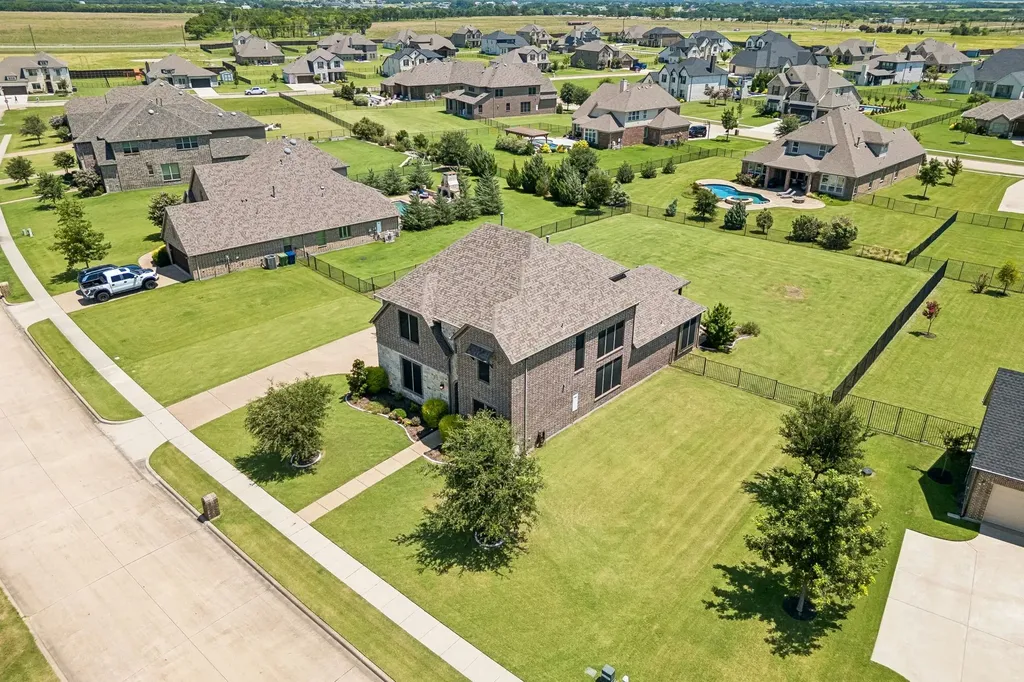 1116 Macgregor Lane Gunter TX 75058