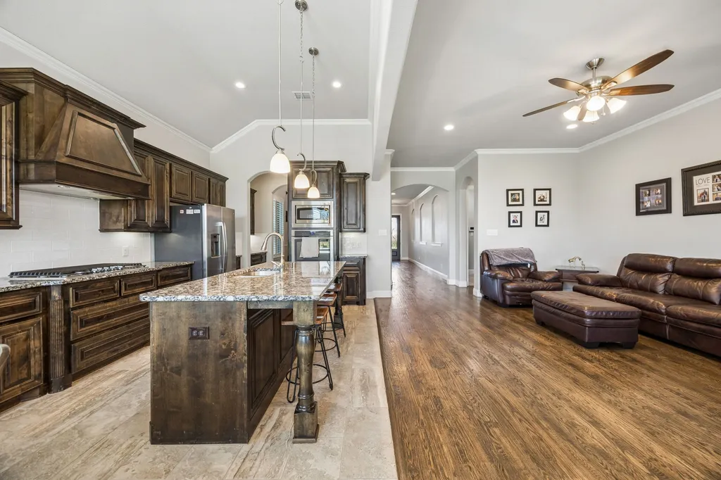 1116 Macgregor Lane Gunter TX 75058