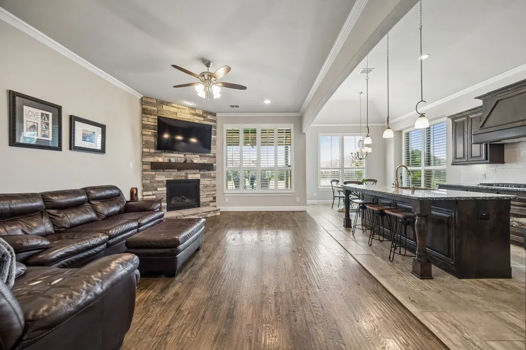 1116 Macgregor Lane Gunter TX 75058
