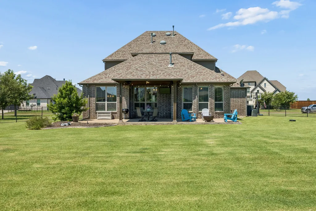 1116 Macgregor Lane Gunter TX 75058