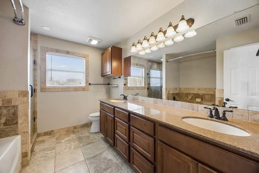 4217 Bent Oaks Drive Arlington TX 76001