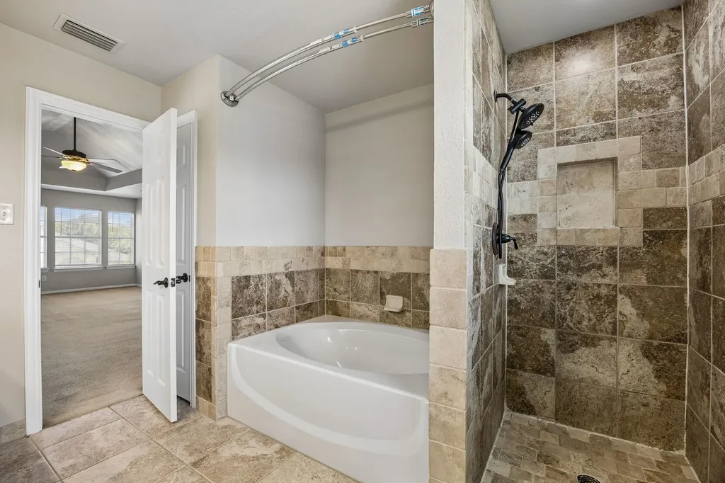 4217 Bent Oaks Drive Arlington TX 76001