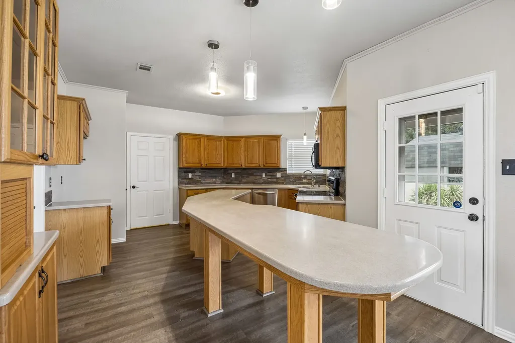 4217 Bent Oaks Drive Arlington TX 76001