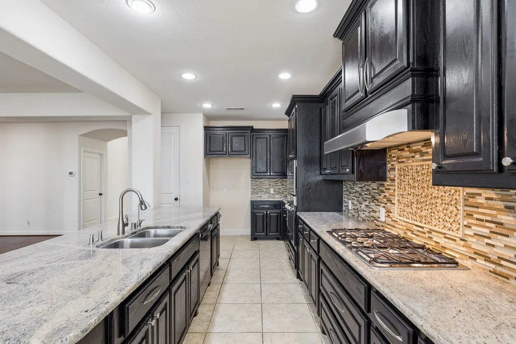 408 Vine Street Irving TX 75039
