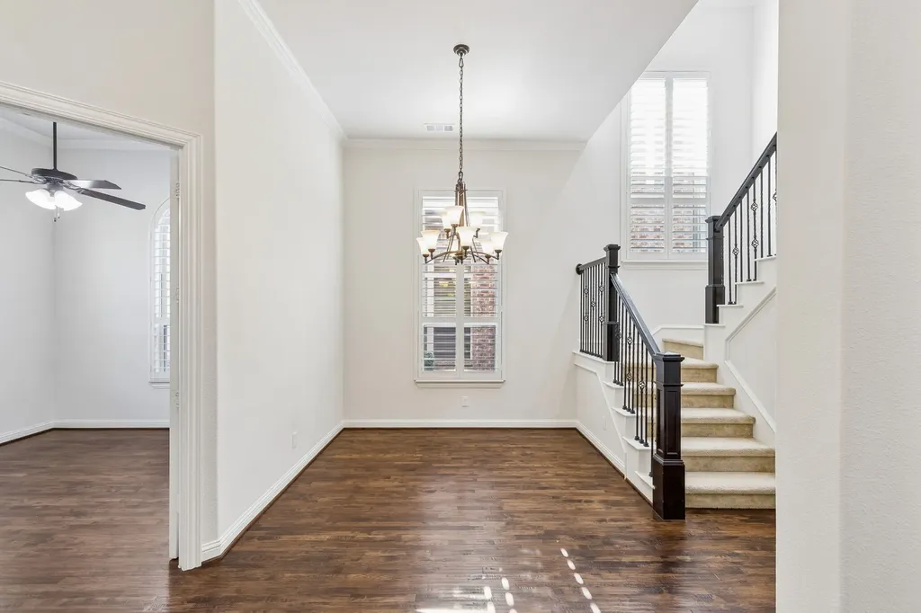 408 Vine Street Irving TX 75039