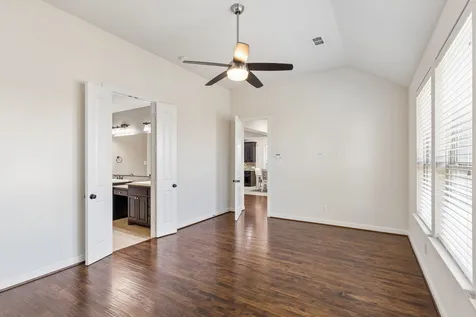 408 Vine Street Irving TX 75039