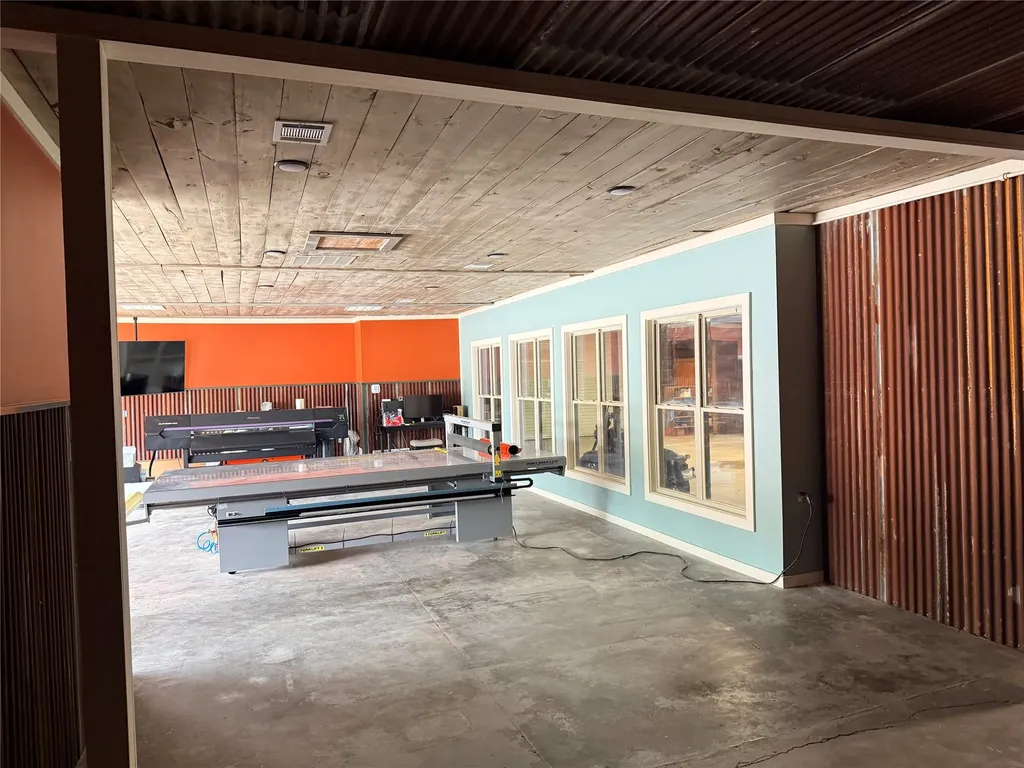 1309 Conrad Hilton Avenue Cisco TX 76437