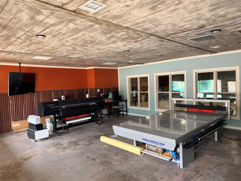 1309 Conrad Hilton Avenue Cisco TX 76437