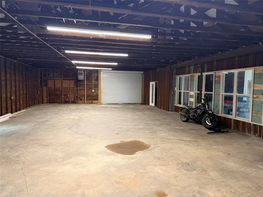 1309 Conrad Hilton Avenue Cisco TX 76437