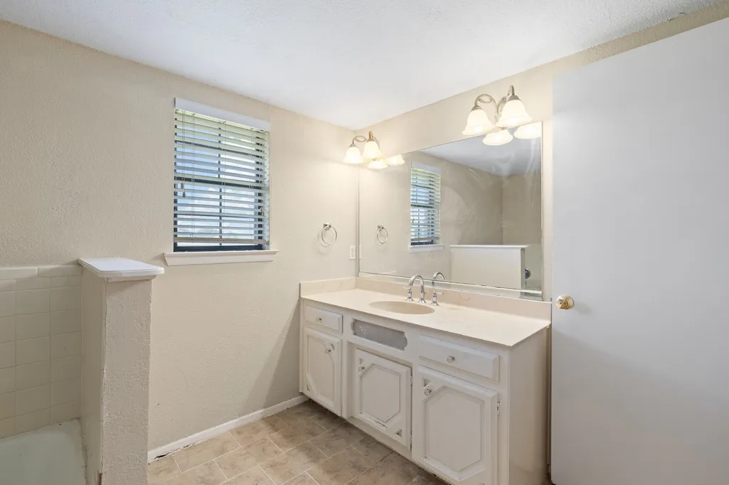 4709 W Fm 917 Godley TX 76044