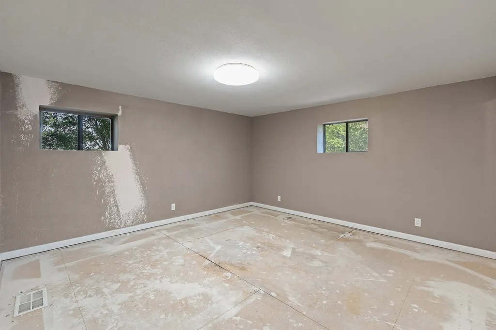 4709 W Fm 917 Godley TX 76044