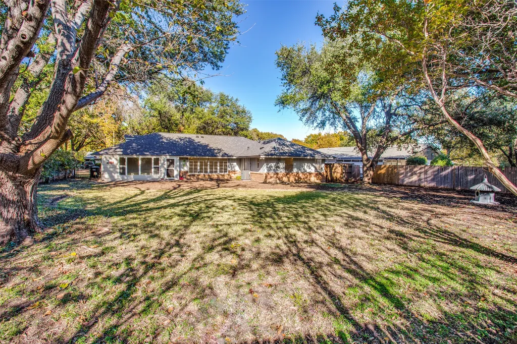 4117 Bilglade Road Fort Worth TX 76109