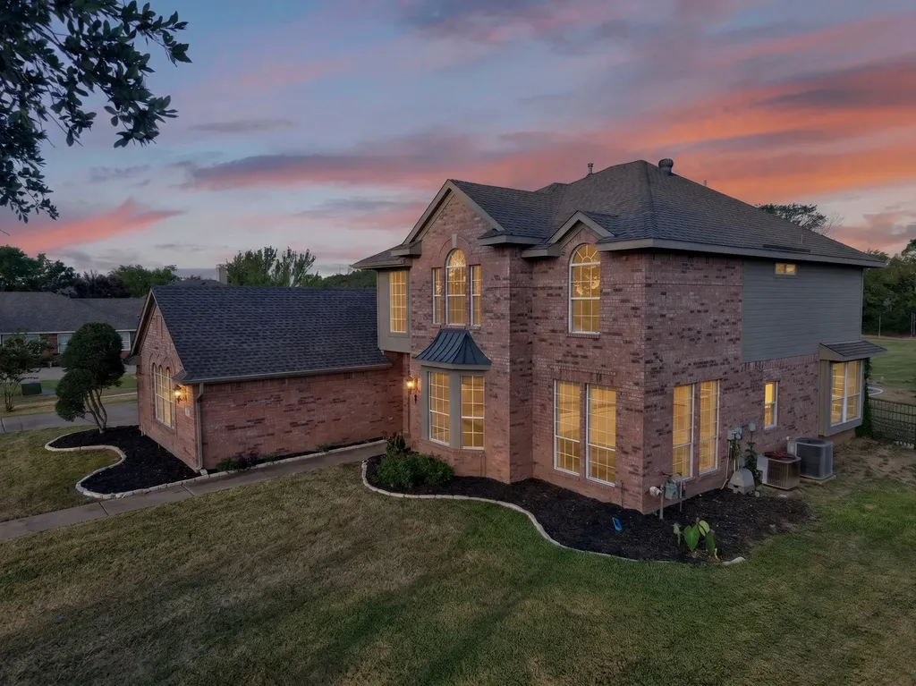 331 Lakeside Drive Shady Shores TX 76208