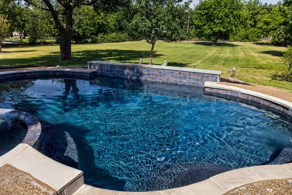 331 Lakeside Drive Shady Shores TX 76208