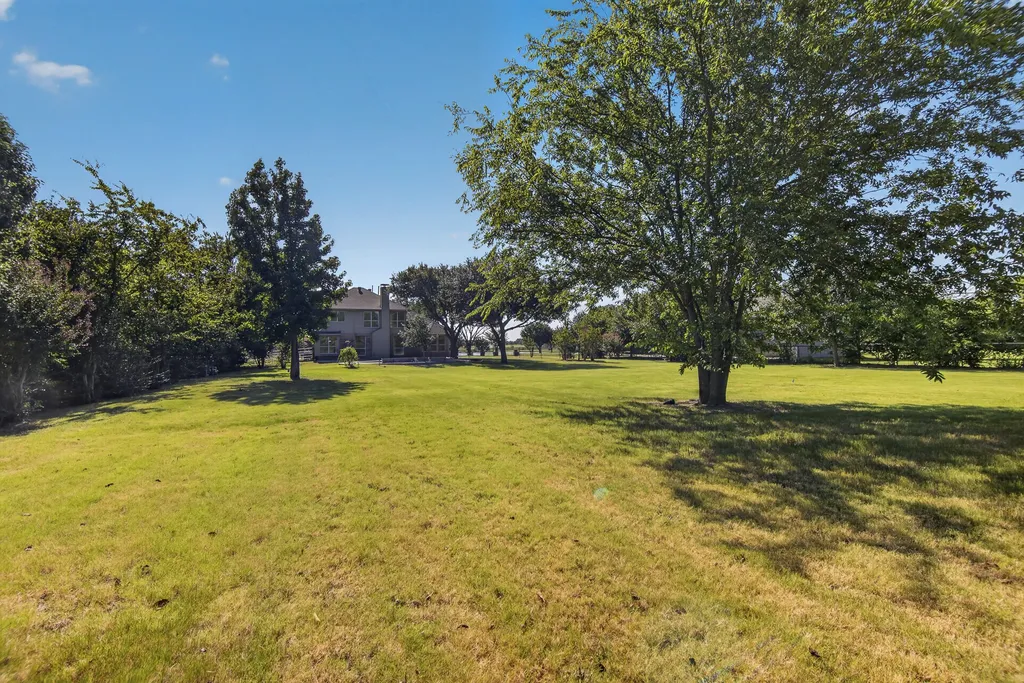 331 Lakeside Drive Shady Shores TX 76208