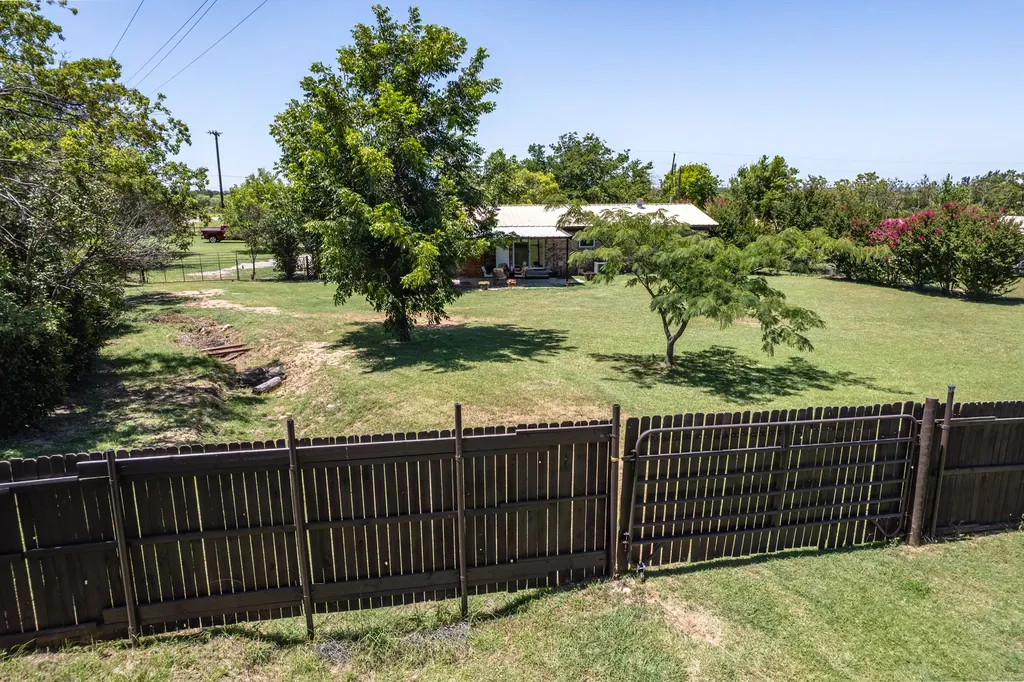 4521 Highway 84 E Early TX 76802