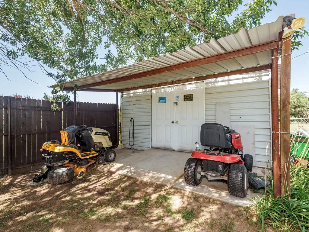 4521 Highway 84 E Early TX 76802
