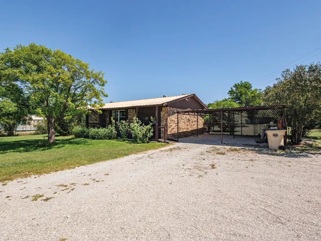 4521 Highway 84 E Early TX 76802