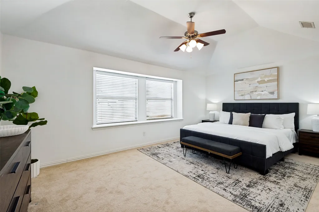 4916 Empire Way Irving TX 75038