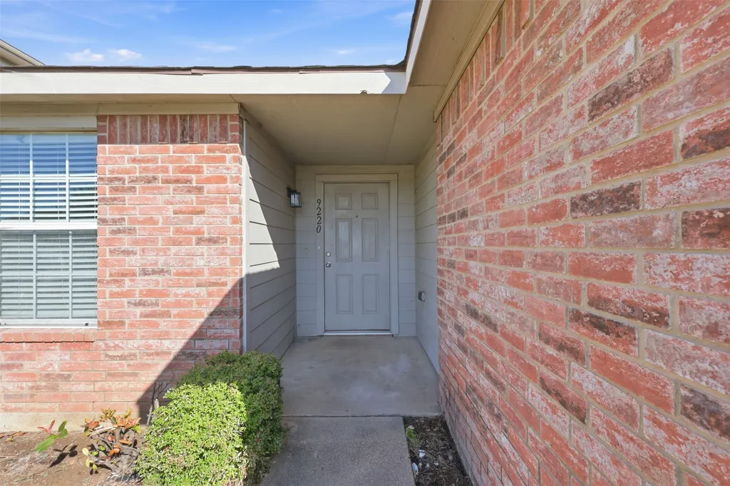9220 Abaco Way Fort Worth TX 76123