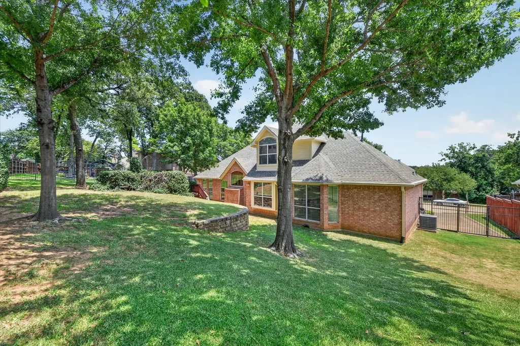 3209 Northwood Drive Highland Village TX 75077