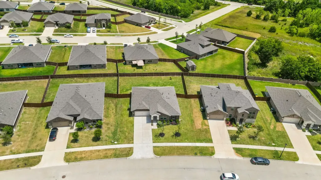 1338 Rolling Meadows Drive Cedar Hill TX 75104