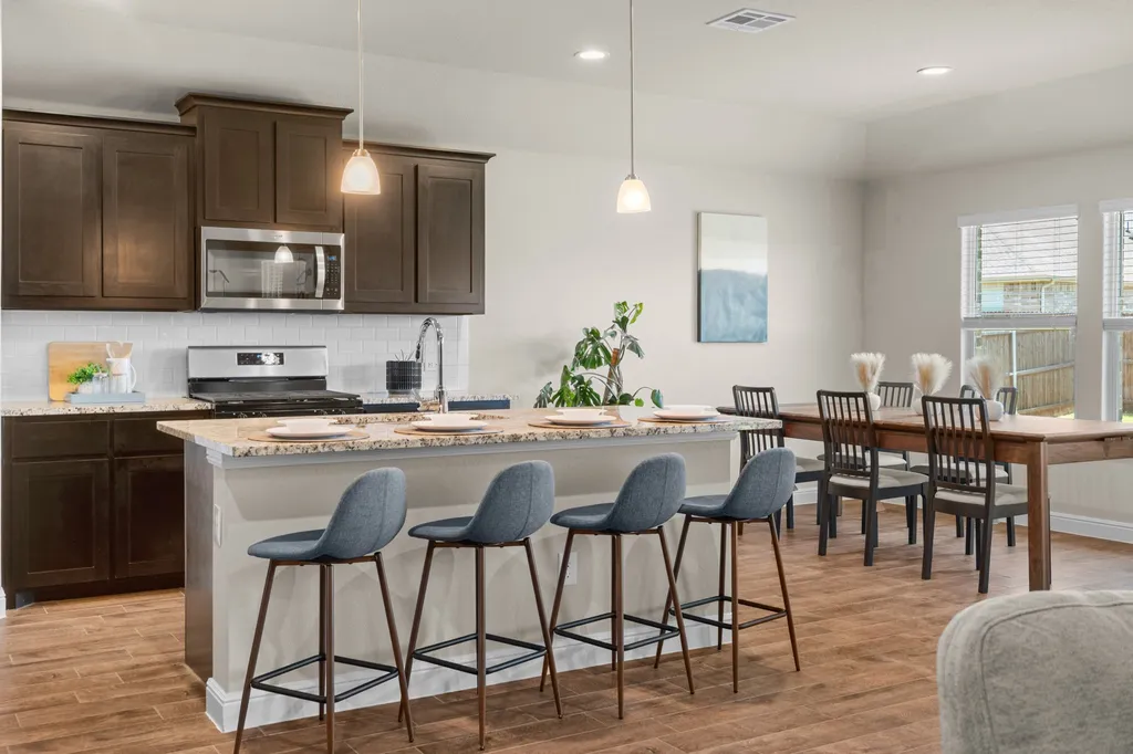 1338 Rolling Meadows Drive Cedar Hill TX 75104