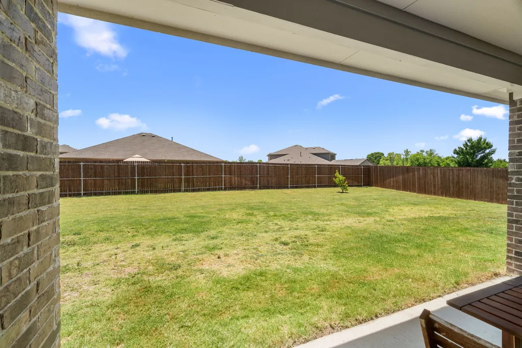 1338 Rolling Meadows Drive Cedar Hill TX 75104