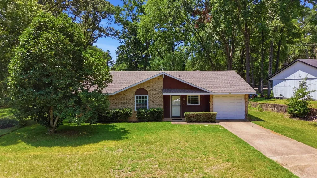 2307 Pinkerton Tyler TX 75701