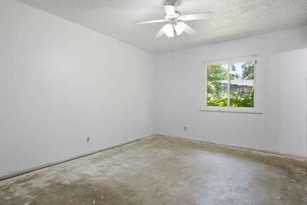 2307 Pinkerton Tyler TX 75701