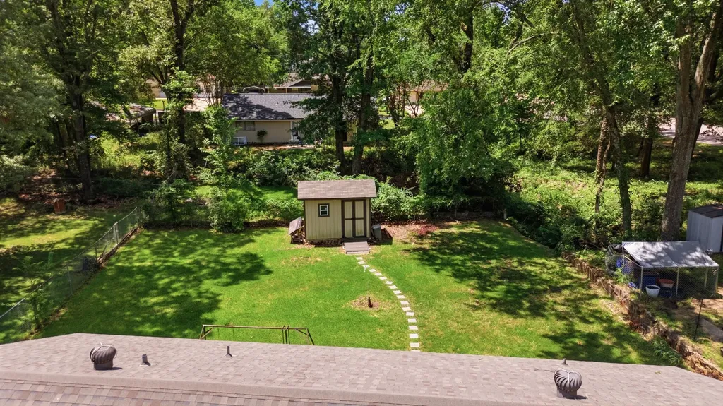2307 Pinkerton Tyler TX 75701