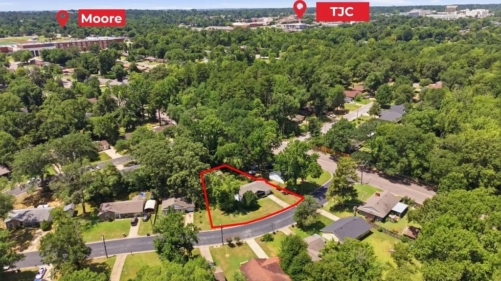 2307 Pinkerton Tyler TX 75701